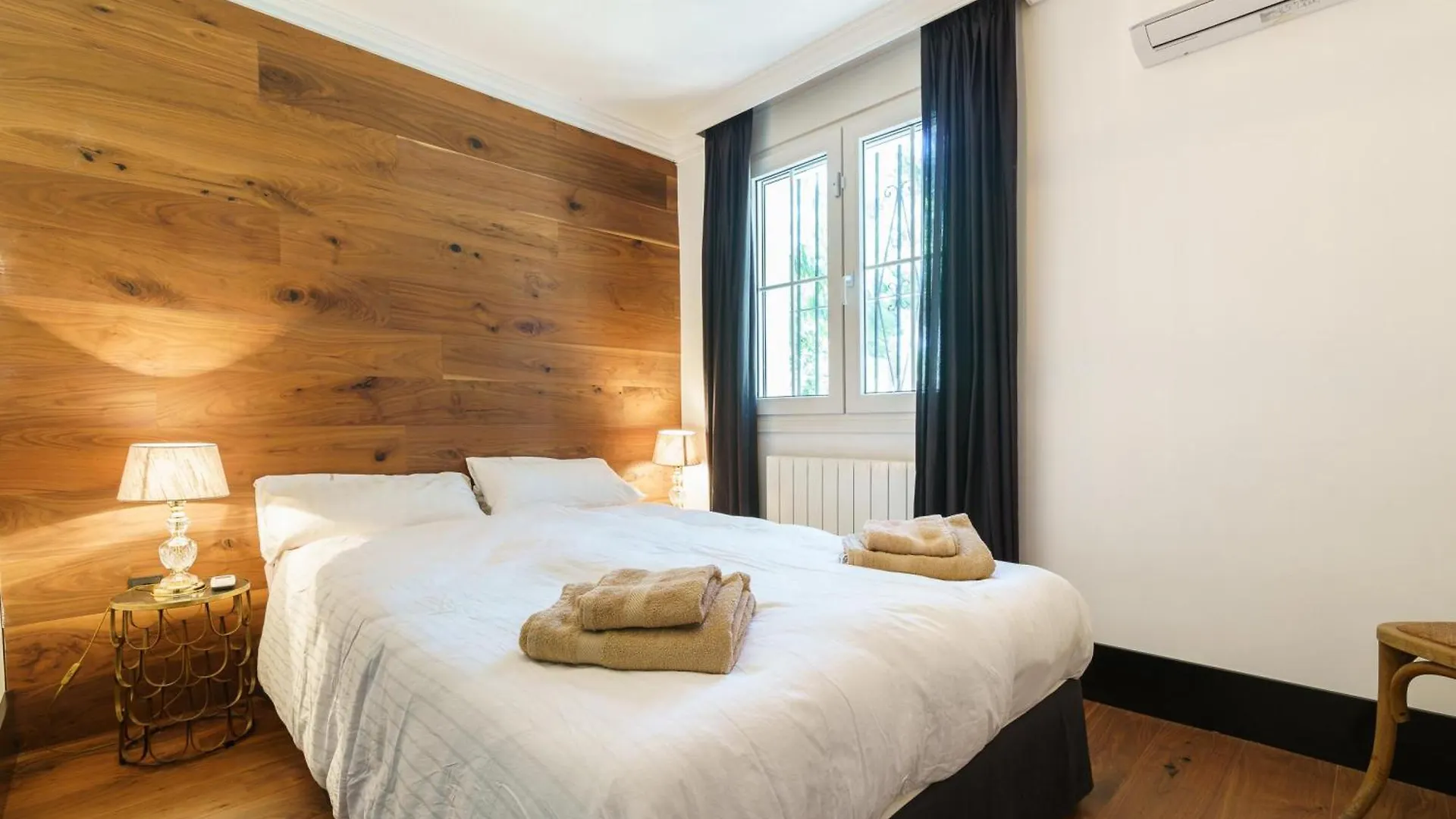 Golden Villa Luxury Pool Retreat & Beach Marbella